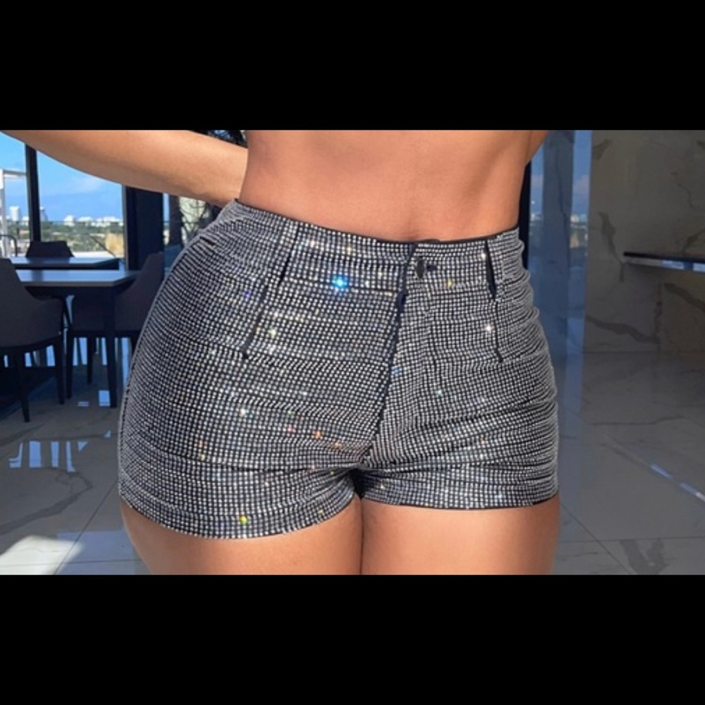 Shane Justin diamond dukes shorts black